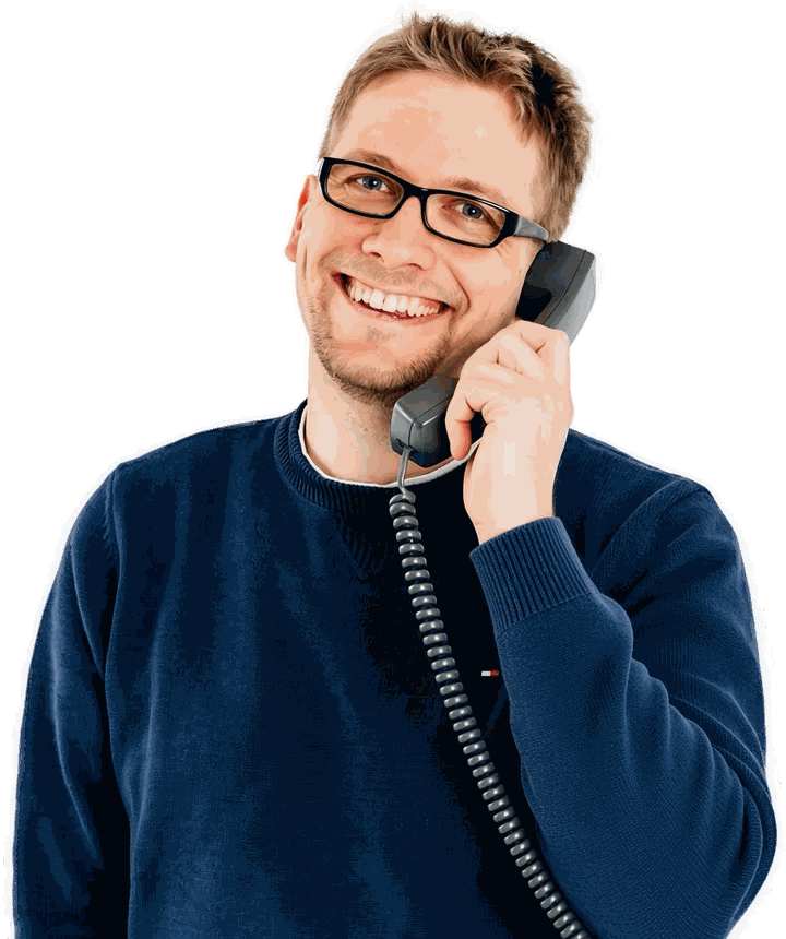 Maximilian Auer am Telefon