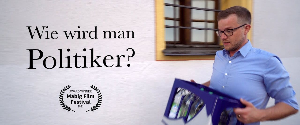 Szene aus dem Dokumentarfilm „Wie wird man Politiker?“